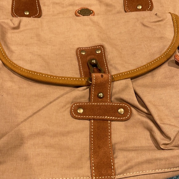 NWT TSD Dolphin Studded Tote - Picture 10 of 14